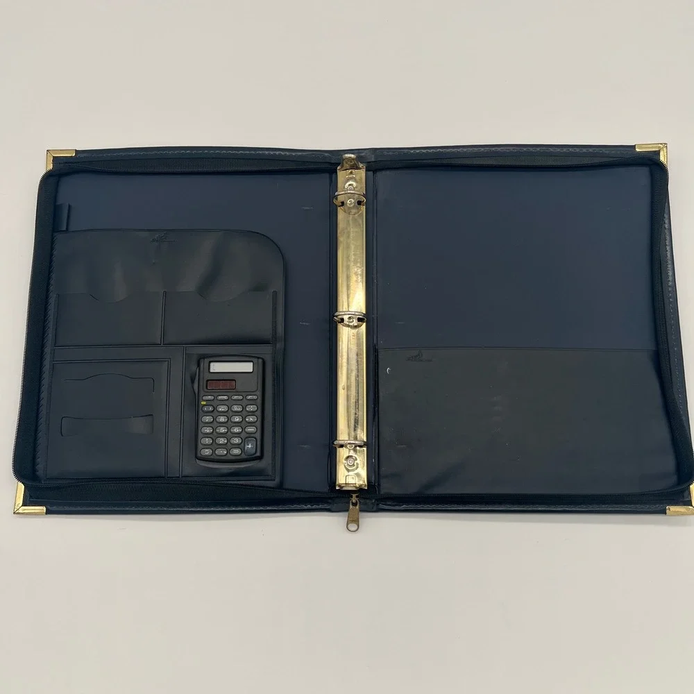 1997 Ford Dealer Meeting‎ Executive Binder 
